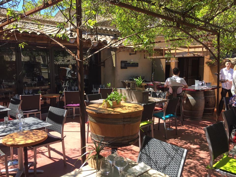 Le Vieux Bistrot Hotel Cabrières-dʼAvignon Exterior foto